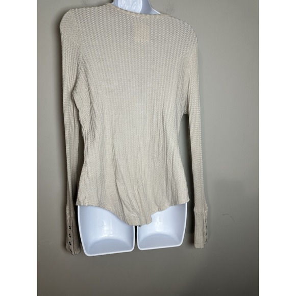 Chaser Revolve Waffle Knit Thermal Scoop Neck Top with Snap Cuffs Oatmeal Size M - Picture 4 of 7